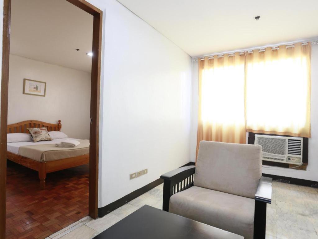 เดอะ วิคเตอร์ โฮเต็ล Hotel Makati City ภายนอก รูปภาพ